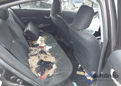 2013 Honda Civic Lx z USA, uszkodzony, nr VIN 2HGFB2F59DH588308